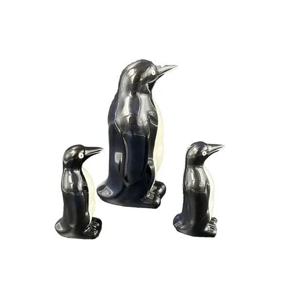 ELR Alcobaca Portugal Hand Painted Ceramic Penguin Figurines Family of Three - Picture 3 of 6